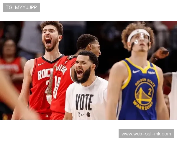 上海队手感不佳时靠防守稳住阵脚,难看赢球展现防守进步 上海队手感不佳时靠防守稳住阵脚,难看赢球展现防守进步